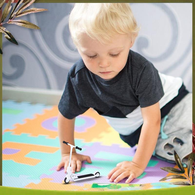 Kids Toys Scooter - Niezawodny Nowy Finger Scooter Dziecięcy Fingerboard