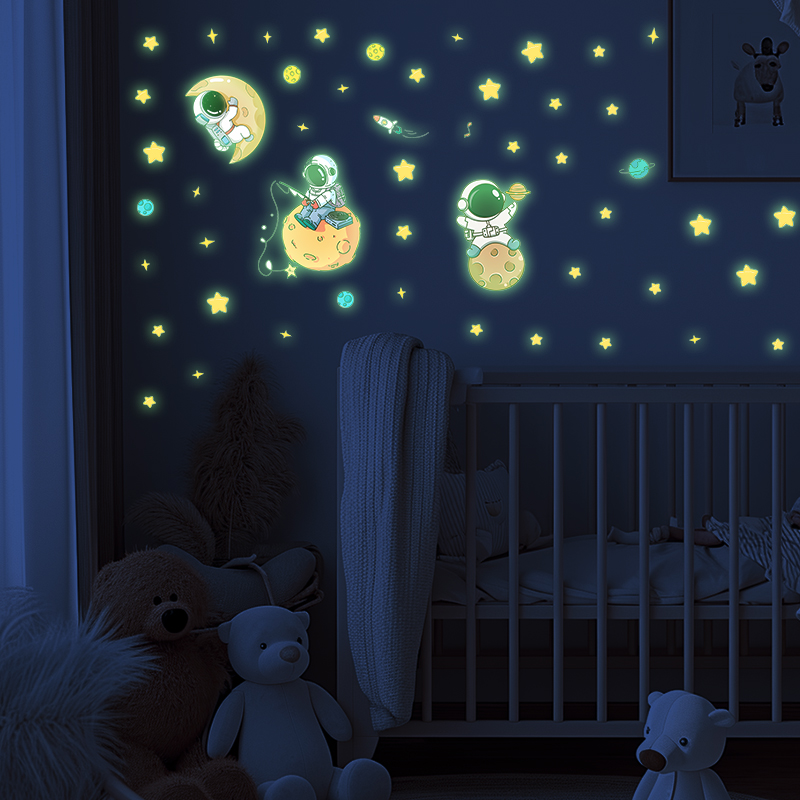 Naklejki z motywem świecąca na – Glow In Dark Stars recenzja i cena